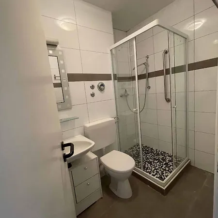Am Brunnenplatzl Mit Bademantelzugang Bad Griesbach (Bavaria)