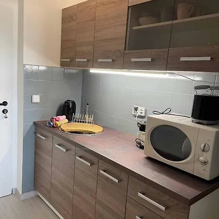 Am Brunnenplatzl Mit Bademantelzugang